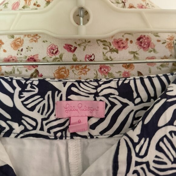 Lilly Pulitzer Skort - Picture 3 of 3